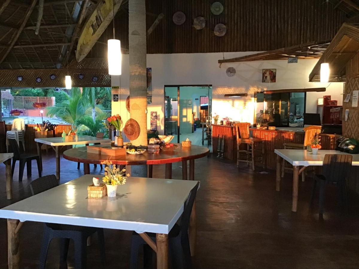 Cuestas Beach Resort And Restaurant Badian Eksteriør billede