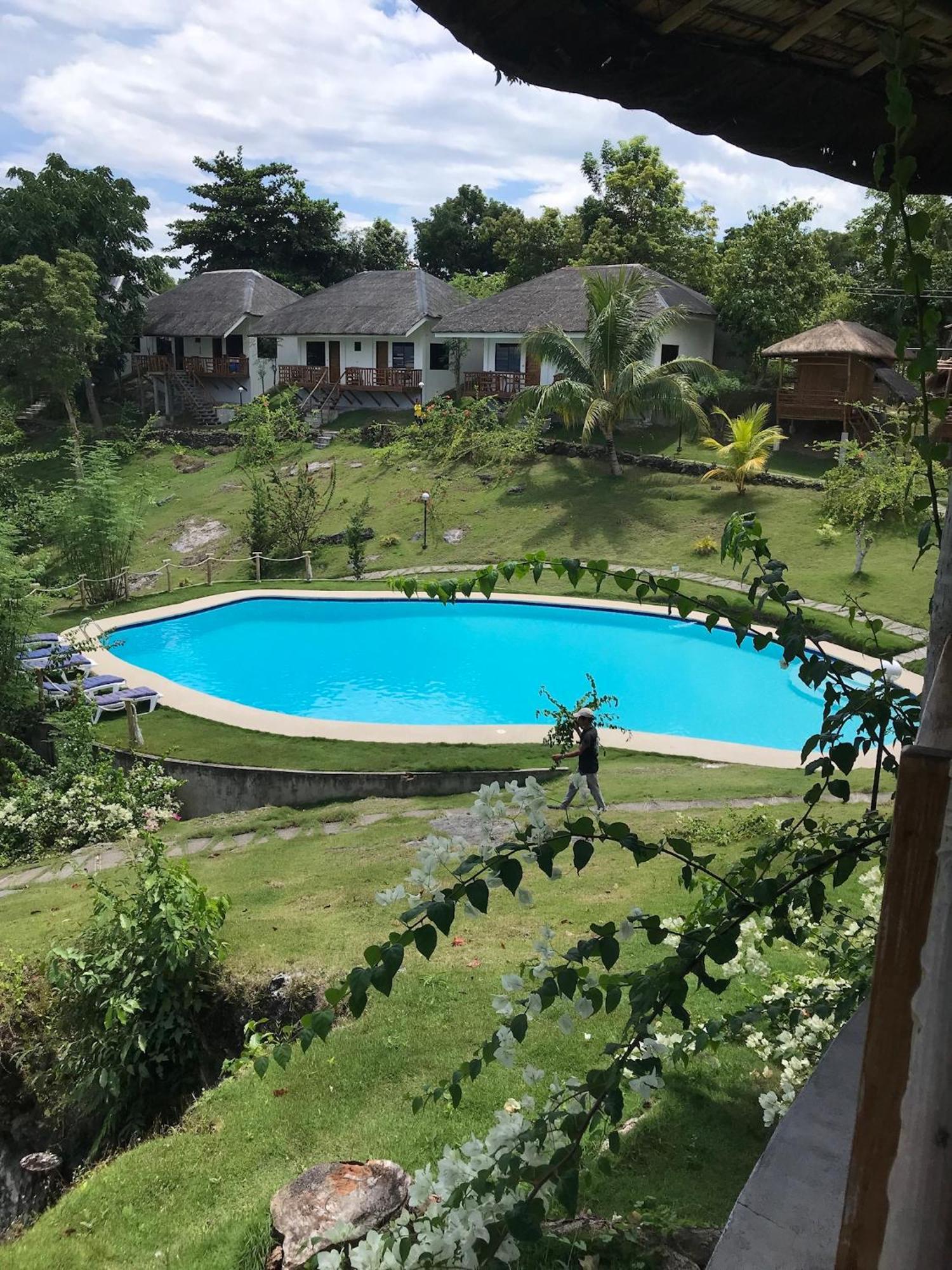 Cuestas Beach Resort And Restaurant Badian Eksteriør billede