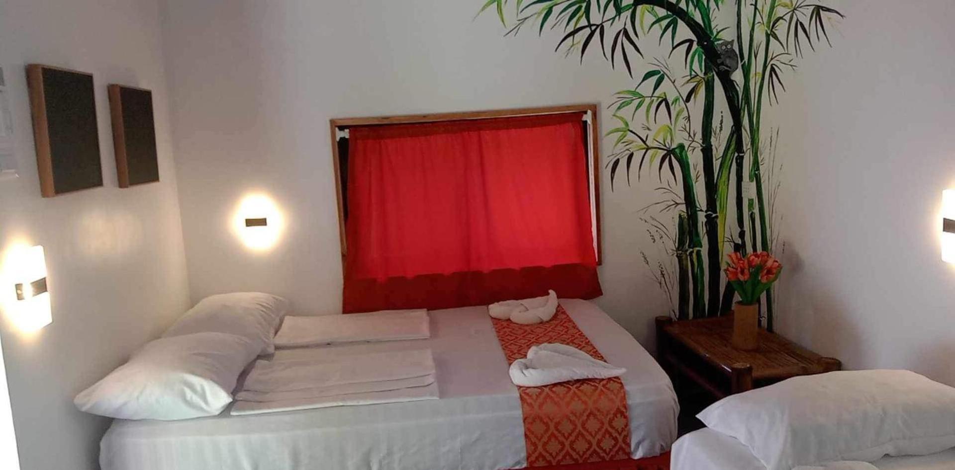 Cuestas Beach Resort And Restaurant Badian Eksteriør billede