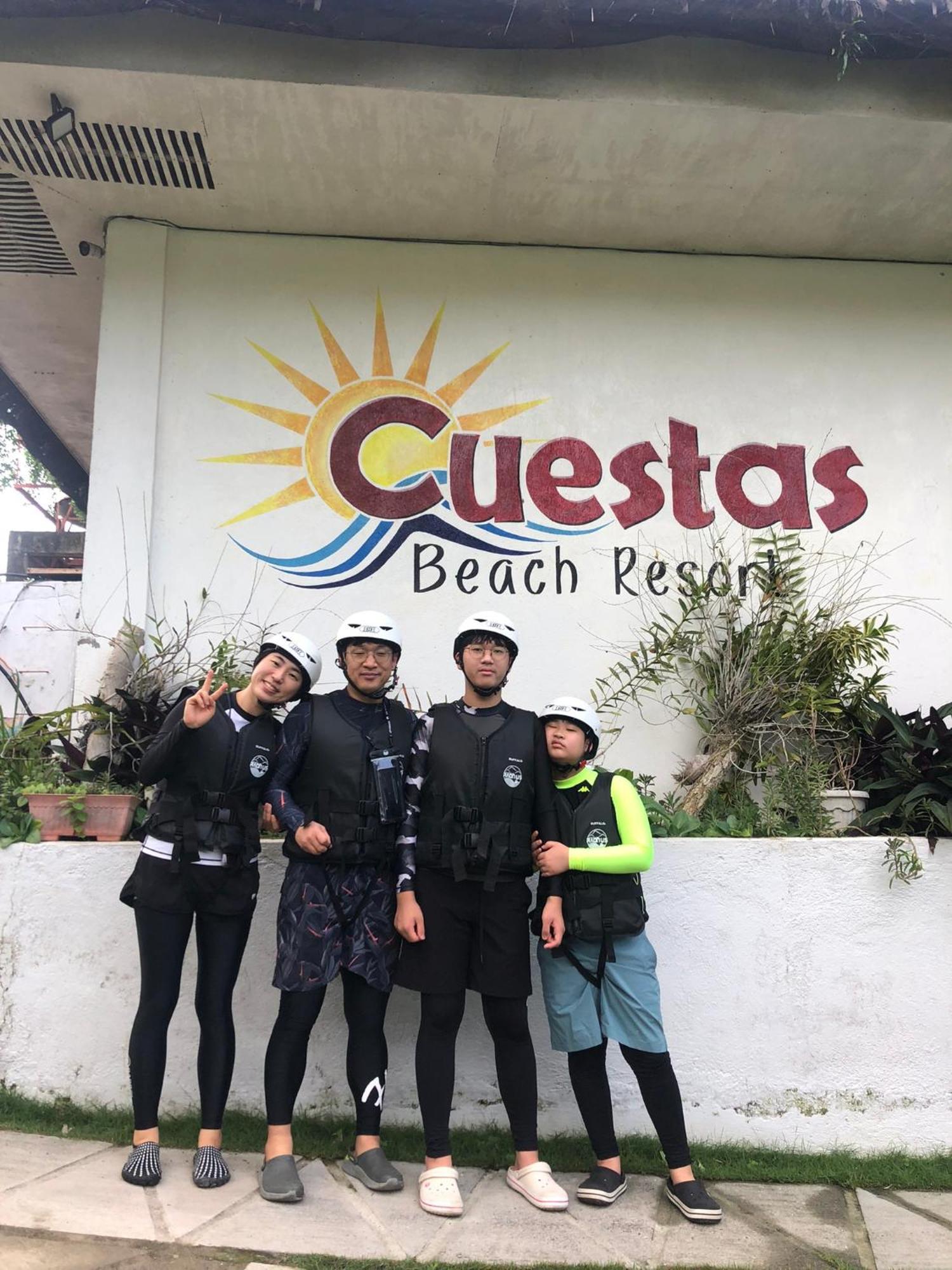 Cuestas Beach Resort And Restaurant Badian Eksteriør billede