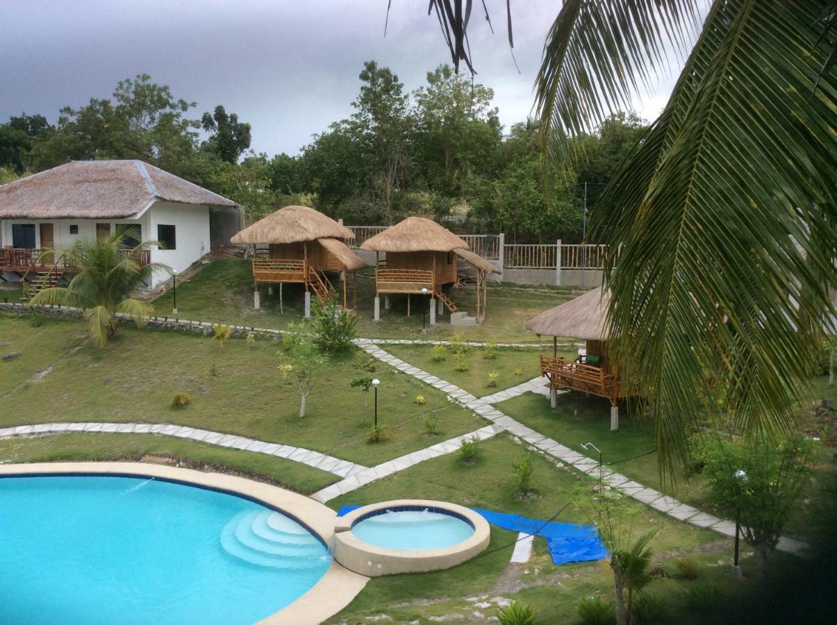 Cuestas Beach Resort And Restaurant Badian Eksteriør billede