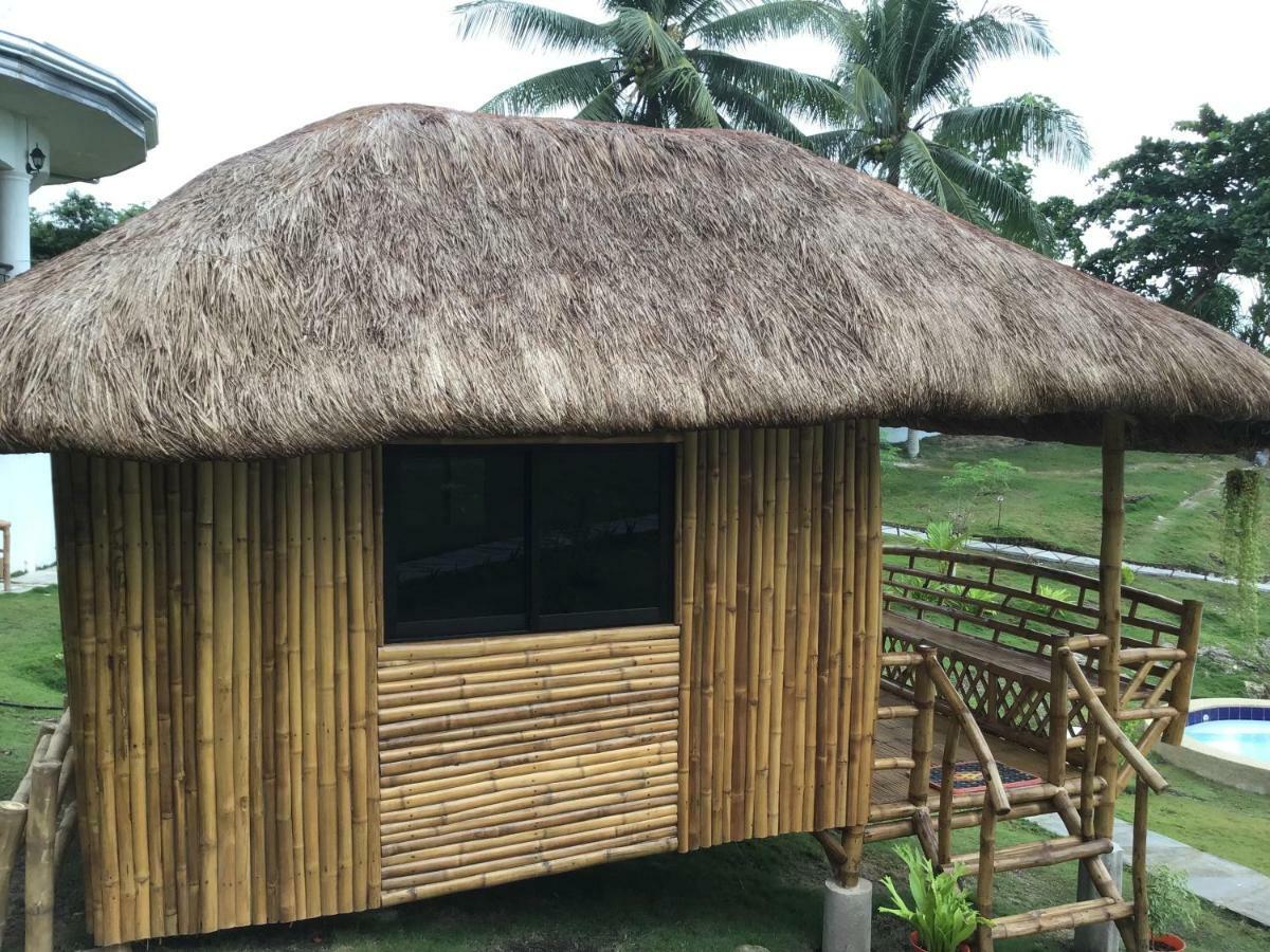 Cuestas Beach Resort And Restaurant Badian Eksteriør billede