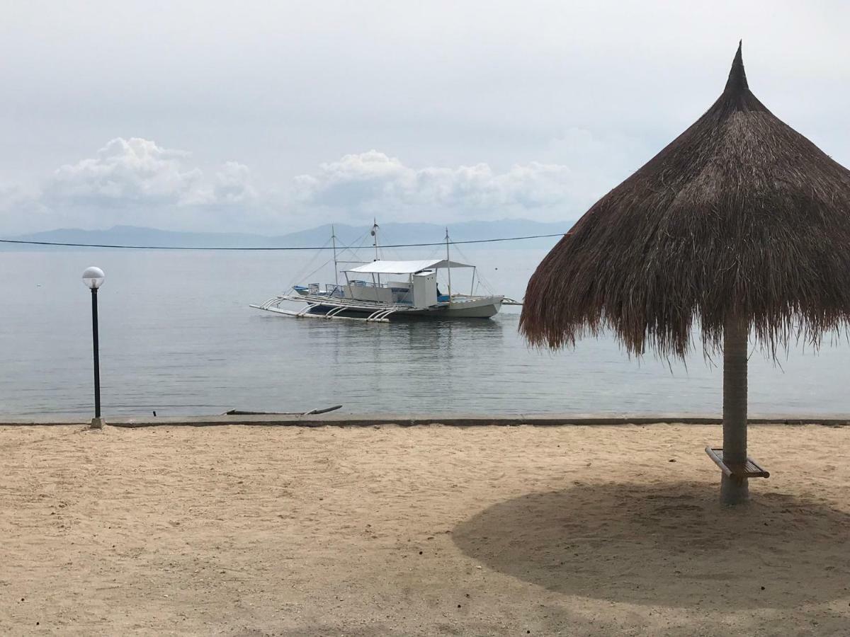 Cuestas Beach Resort And Restaurant Badian Eksteriør billede