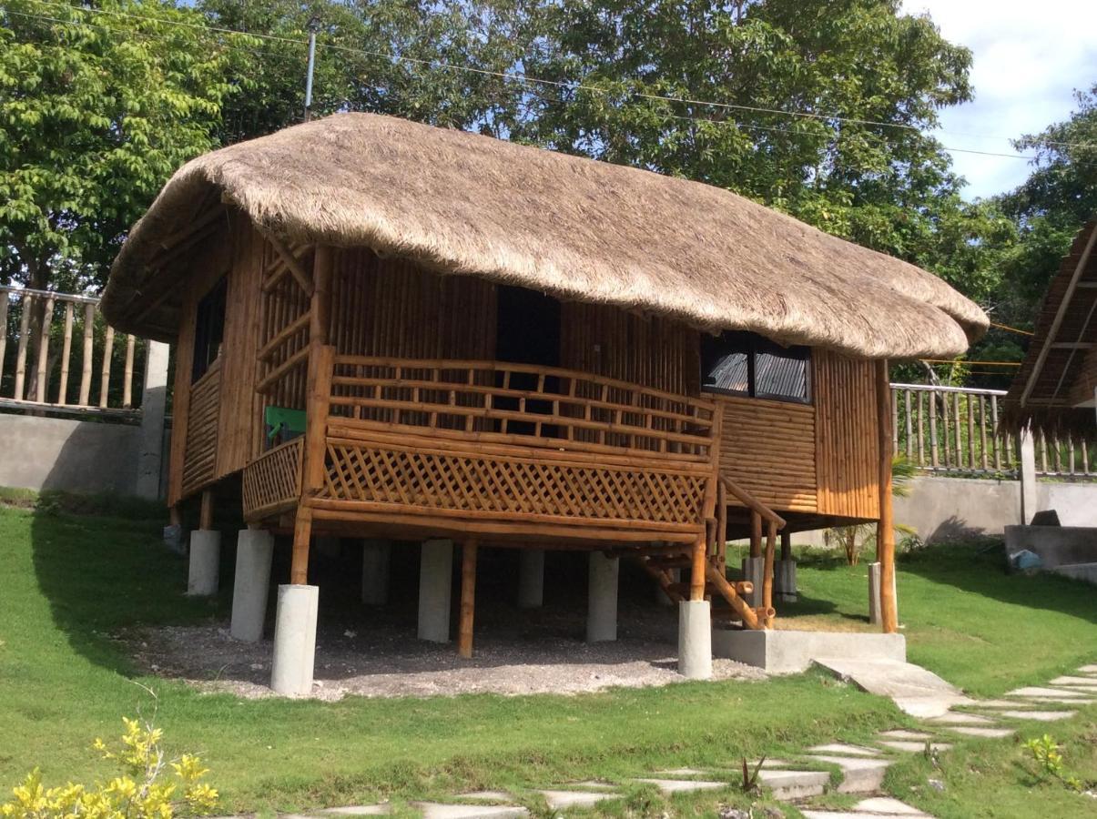 Cuestas Beach Resort And Restaurant Badian Eksteriør billede
